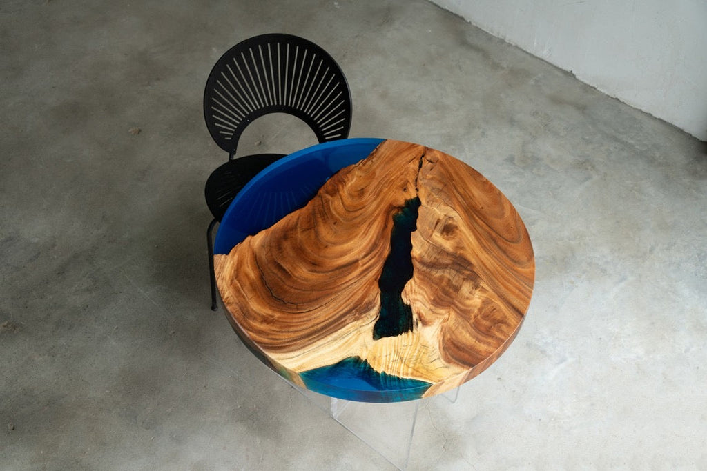 Walnut Wood Epoxy Resin Table (with SAICOS Premium Hardwax-Oil Finish)