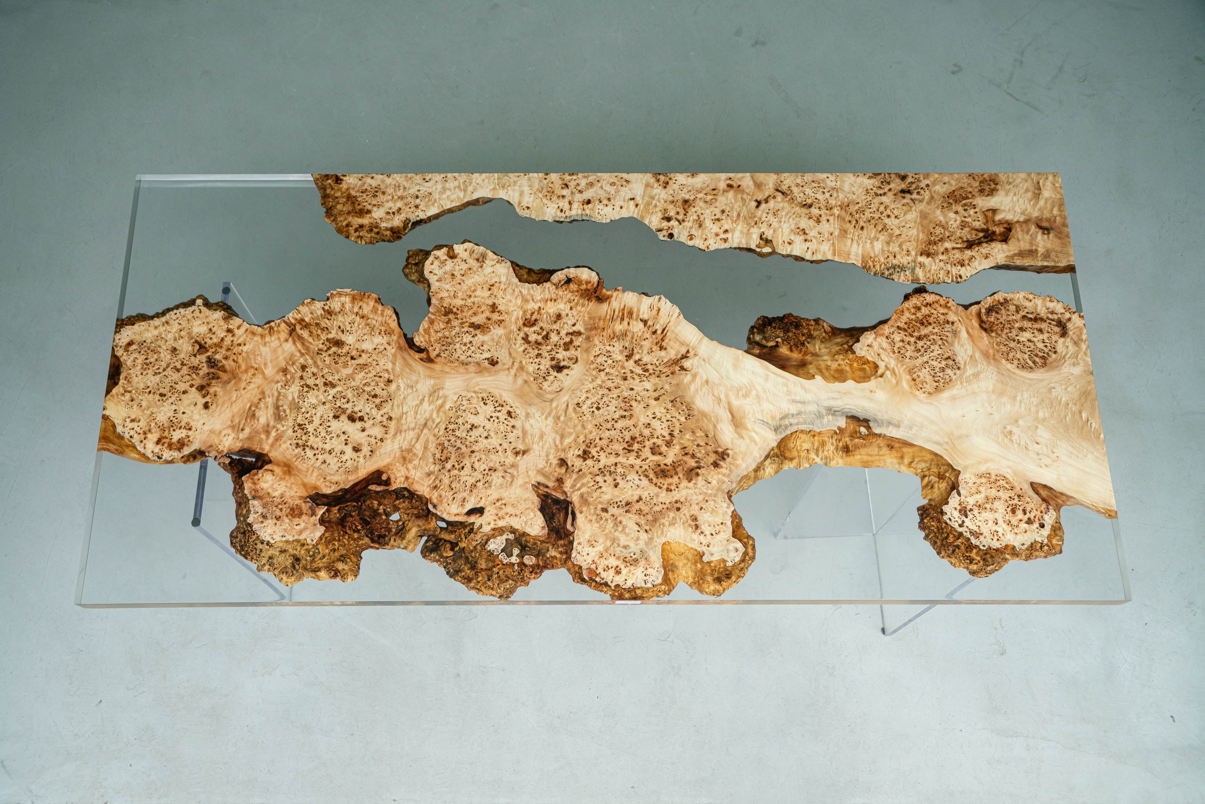 Poplar Wood Epoxy Resin Table