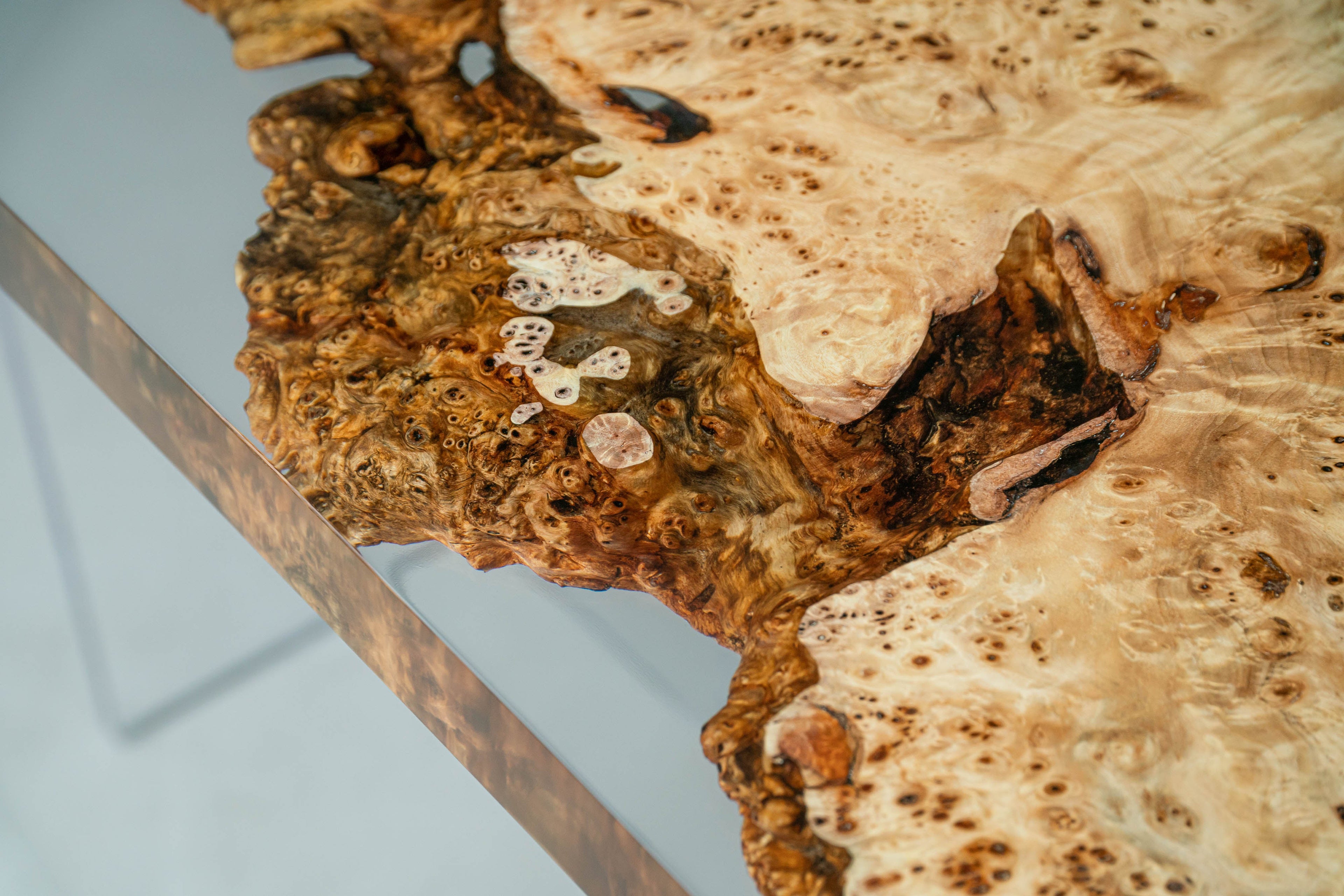 Poplar Wood Epoxy Resin Table